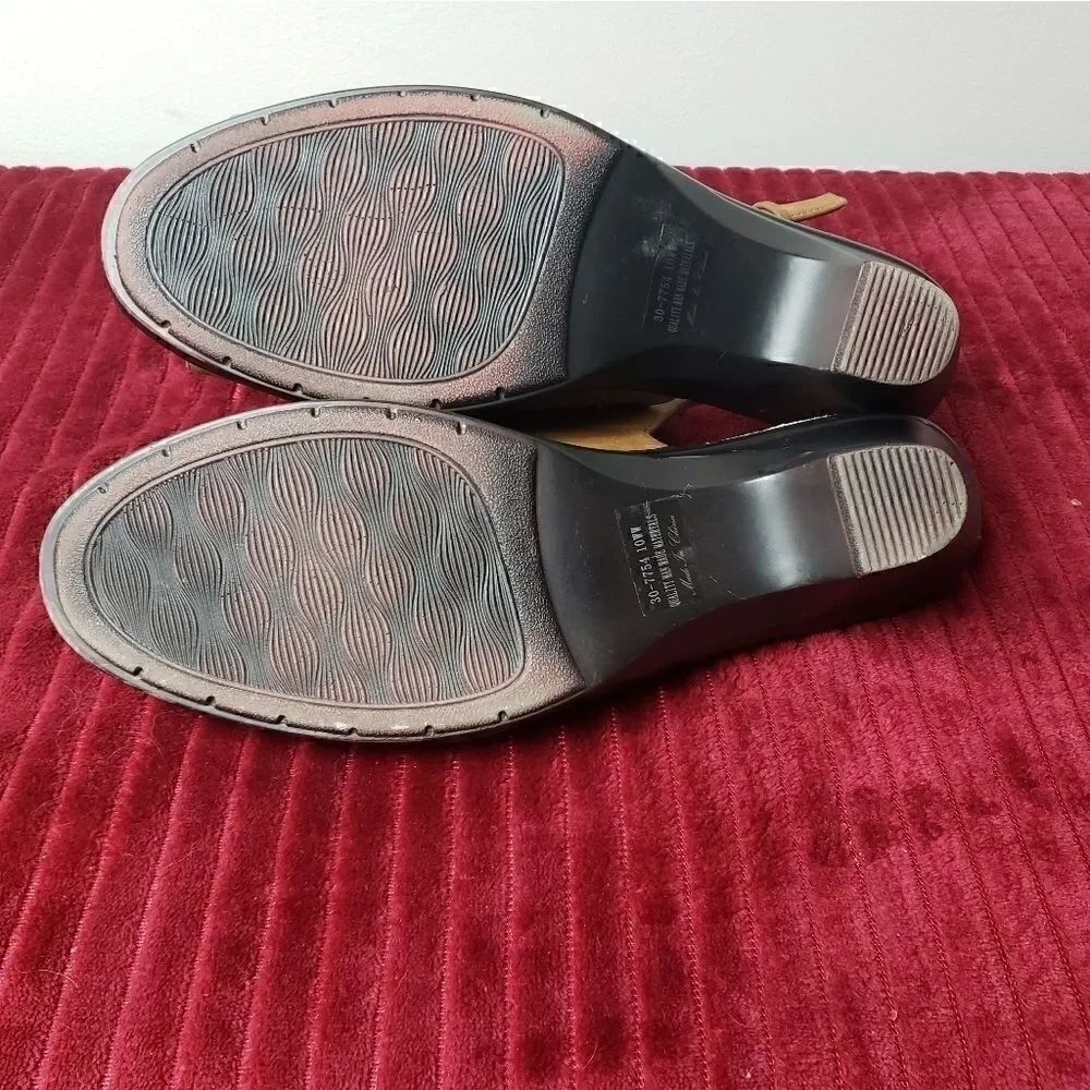 Easy Street Comfort Wave  - Picture 4 of 7